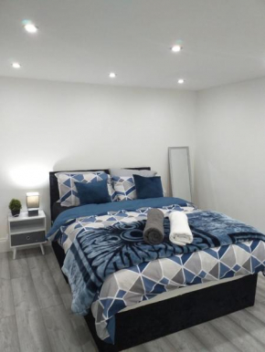 Den Accommodation & Short Lets Greenwich London